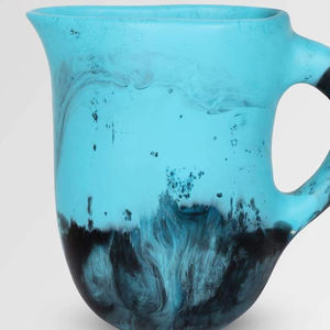 Pichet en résine artisanal, motif tourbillon aquatique, effet marbre, style classique, passe au lave-vaisselle, écologique, carafe à eau, théières, bouilloires - Product Image 1