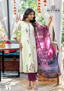 Nouvel ensemble élégant Maruti Fashion : Kurti, pantalon et dupatta en viscose tissée imprimée numériquement pour femme, idéal pour les mariages - Product Image 6
