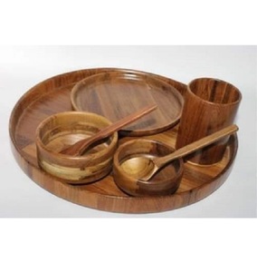 Plateau de service rond en bois d'acacia massif |   Assiette décorative en bois et plateau de table basse - Product Image 4