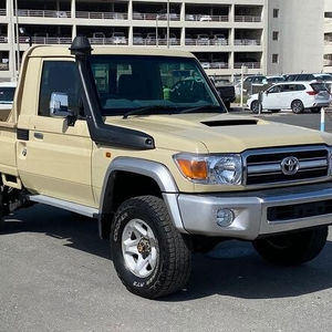 Unidad MANUAL usada para TOYOTA LAND CRUISER, camioneta en venta en línea, cabina única de 4.5L - Product Image 1