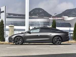 Vehículo Eléctrico Usado 2025, Alta Potencia, Tracción en las Cuatro Ruedas, 625 km de Autonomía y Diseño de Sedán Eléctrico Inteligente - Product Image 5