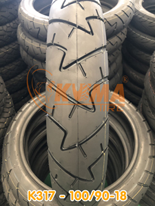 Pneu de moto tubeless Vietnam KUMATIRE K317 100/90-18 pour scooter et usage routier - Product Image 3