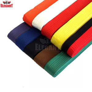 Ceintures de karaté avec logo personnalisé Dernier design et qualité supérieure Avec les ceintures de karaté les plus vendues pour hommes par Elegant Sports - Product Image 5
