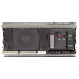 Per Schneider Electric 48357 MasterPact NW63H2 Interruttore Automatico 6300A Telaio 150kA/440VAC 50/60Hz (Icu) 4P Neutro a Destra - Product Image 1