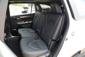 MEILLEURE OFFRE Toyota Crown Land Release 2023 2.5L E-CVT Chine Conduite à Gauche Hybride d'Occasion - Product Image 6