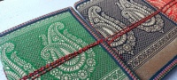 Journal en tissu de soie sari recyclé sur mesure avec des impressions Paisely faites avec du papier fait main en coton pour la revente et les promotions