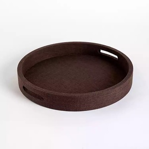 Bandeja DE SERVICIO DE MADERA multiusos con lados elevados y acabado pulido diseñada para aperitivos de té café o almacenamiento de accesorios de bar - Product Image 3