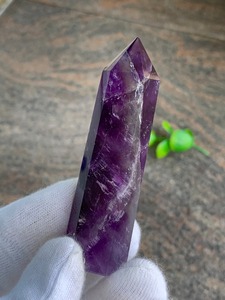 หินอเมทิสต์ทรงโอเบลิสก์คุณภาพพรีเมียม งานแฮนด์เมดแกะสลัก ขนาด 3-4.5 นิ้ว ของขวัญทางธุรกิจ ขายส่งจำนวนมาก - Product Image 3