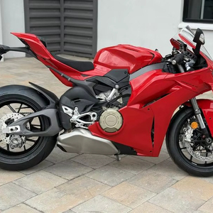 Ducati Panigale V4 2025 usada disponible para la venta - Product Image 1