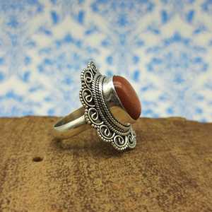 La plus belle bague de créateur bohème en argent sterling 925 avec pierres précieuses semi-précieuses en grès. - Product Image 3