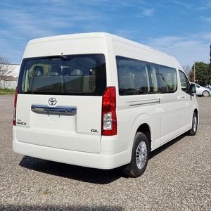 2021 2020 2022 Toyota Hiace รถบัสสินค้าใหม่ - Product Image 4
