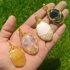 Vente en gros de collier pendentif en cristal arbre de vie opalite agate de meilleure qualité pierre précieuse enroulée de fil de forme ovale à vendre - Product Image 5