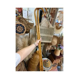 Bastón de madera de color natural de Vietnam hecho a mano batoong con diseño variable al mejor precio al por mayor - Product Image 2