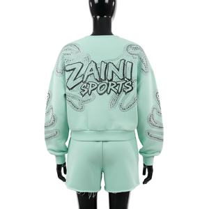 Ensemble femme sweat-shirt et short en molleton de coton brossé 320 GSM vert menthe avec logo en strass thermocollé - Product Image 2