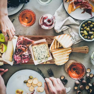 Planche à découper en bois massif pour légumes faite à la main planche à découper en bois de bambou de grande taille la plus vendue par Glowin fashion - Product Image 6
