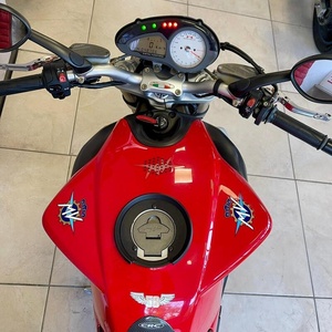 Motocicleta de Carreras MV Agusta Brutale 750 2005 de Alto Rendimiento, 127 HP, con Velocidad Máxima de >80 km/h, Superventas 2026 - Product Image 4