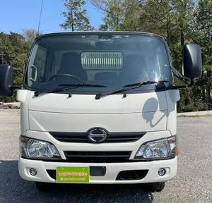 Camiones Ligeros Hinos Dutros 300 Usados, Euro 3, Gasolina, Transmisión Automática, Chasis de Una Sola Fila, 100% Funcionales, Sin Accidentes - Product Image 1