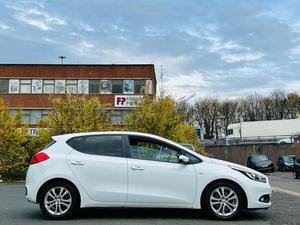 KIA CEED d'occasion 2014, conduite à gauche/droite - Product Image 4