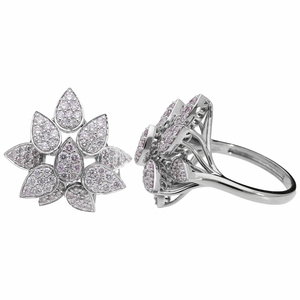 Anillo de diamantes de racimo floral de oro amarillo de 14 quilates para mujer declaración de cóctel audaz con diamantes redondos naturales con motivo de pétalo - Product Image 4