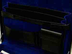 เคสตะไบ Masonic Regalia ที่มีด้ามจับแข็งสำหรับผ้ากันเปื้อน mm/WM ในรูปแบบกระเป๋าเอกสาร | เคสใส่เอกสาร Masonic - Product Image 3