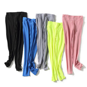 Leggings de gymnastique taille haute personnalisés pour femmes en tissu velours côtelé avec fonction push-up et poche pour l'entraînement - Product Image 1