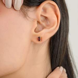 Superbe dernière conception de luxe 100% boucles d'oreilles en grenat taille baguette naturelle en or jaune massif 14 carats bijoux fins pour femmes - Product Image 6