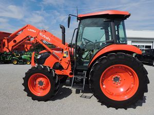 Kubota รถแทรกเตอร์สำหรับฟาร์ม4WD 120HP M5-111รถตักดินแบบมือสองอุปกรณ์ทางการเกษตรที่มีประสิทธิภาพสูง - Product Image 5