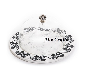 Plateau en marbre blanc de la meilleure conception avec dôme en verre, vaisselle pour servir des aliments, des collations, plateau et dôme - Product Image 4