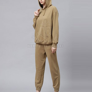 Chándal de invierno de calidad superior para mujer Diseña tu propio chándal de manga larga para mujer a la venta - Product Image 3