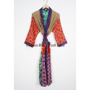Kimono Japonés de Seda Vintage Elegante Hecho a Mano, Diseño Floral Bohemio para Mujer, Transpirable, con Cierre de Cordón, para Verano - Product Image 6