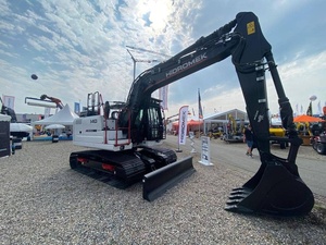 Excavatrice Hidromek HMK 140 LC avec moteur Isuzu, cylindre hydraulique Eaton, composants principaux comme le moteur, la pompe, l'engrenage, le PLC, le roulement - Product Image 4