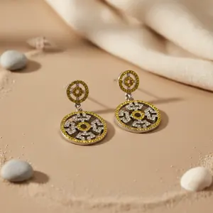 ต่างหูแบบห้อยประดับพลอยสีเหลืองแซฟไฟร์และเงิน ชุบทอง 18K สไตล์วินเทจสำหรับผู้หญิง - Product Image 3