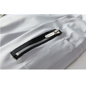 Chaquetas Bomber Personalizadas al por Mayor de Alta Calidad con Mangas de Cuero y Relleno Premium para Hombre - Product Image 5