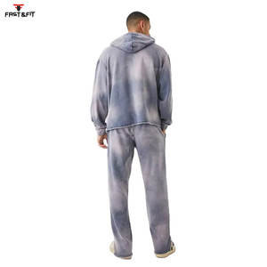 Chándal de hombre hecho en fábrica de tela cómoda de tendencia superior nueva llegada precio barato chándal de impresión para hombre - Product Image 2