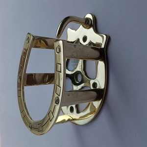 Porte-bridon en laiton poli en forme de fer à cheval, à fixer au mur, crochet doré pour équipement équestre, support de bridon de luxe pour écuries - Product Image 6