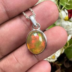 Classique Pendentif Bijoux pour Femmes Argent Boho Style Bijoux 925 Sterling Argent Opale Gemme À La Main Pendentif Cadeau pour Femme - Product Image 3