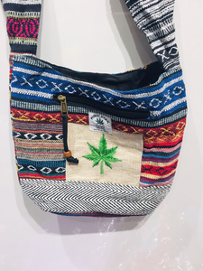 Bolso de mochila étnico hecho a mano, bolso de viaje elegante, bolso bohemio bordado tradicional para mujeres y niñas, ligero y duradero - Product Image 3