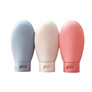 Ensemble de 3 flacons de voyage rechargeables Mucit Home avec étui de transport, flacon vide pour crème 60 ml - Product Image 3