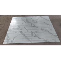 Carreaux muraux en porcelaine moderne polie et émaillée 600 mm x 1200 mm, design Milagro Satvario avec surface Malabar pour villa, adhésif inclus