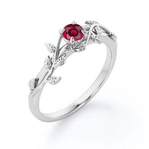 Anillo Solitario de Plata de Ley 925 con Rubí Creado en Laboratorio de 0.50 Quilates, Estilo Clásico con Engaste de Garras, para Bodas, Fiestas y Cumpleaños - Product Image 4