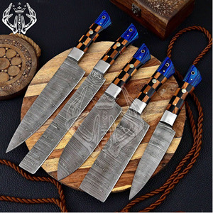 Ensemble de couteaux de chef en acier Damas faits à la main sur mesure OEM, magnifique manche en bois avec étui en cuir |   Couteaux professionnels - Product Image 6