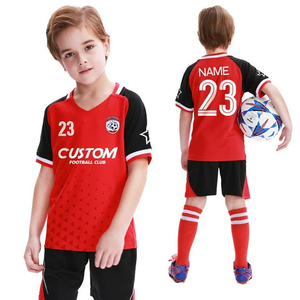Obtenez votre maillot de football léger et confortable personnalisé pour l'été Obtenez votre polyester personnalisé pour les fans de clubs d'équipes - Product Image 1