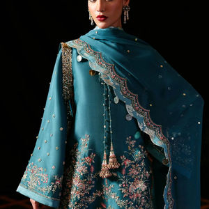 Lehenga Choli Anarkali pakistanais de luxe, richement orné, pour femmes, tenue de soirée, événements de mariage, tenue maxi inspirée des mariées - Product Image 1