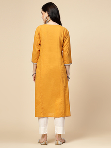 Dernier arrivage de robes de mariage indiennes pour femmes en vrac ensemble kurti trapèze en coton brodé de créateur pour toutes les occasions - Product Image 2