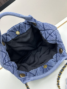 Sac à bandoulière pour femme en denim rétro matelassé avec chaîne, design plissé, grande capacité, sac élégant, nouveauté 2025 - Product Image 4