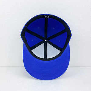 Casquette de Baseball Personnalisée à Bord Plat, 6 Panneaux, Casquette en Coton Réglable, Fabricant au Viet Nam - Product Image 4
