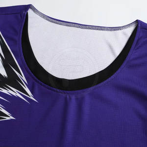 Uniforme de Baloncesto Personalizado para Hombre, Hecho a Medida, de Alta Calidad, 100% Poliéster, con Impresión de Logotipo Personalizado, Transpirable, Conjuntos Elegantes para Equipos, OEM - Product Image 4