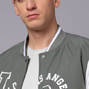 Chaqueta Universitaria de Béisbol Personalizada de Alta Calidad para Hombre, Fabricada por OEM, con Bordado Chenille y Mangas de Cuero para Invierno - Product Image 5