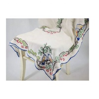 Nouveautés tendance, belle nappe de luxe en coton biologique 100% avec broderie centrale et glands, couleur personnalisée