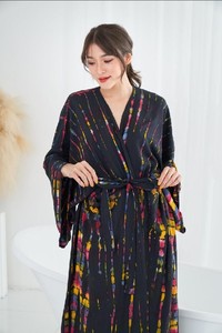 Robe Kimono Bohème Tendance 2026 en Tissu Rayonne Doux 100% Multicolore Tie-Dye avec Ceinture – Idéale pour les Vacances et la Plage - Product Image 6